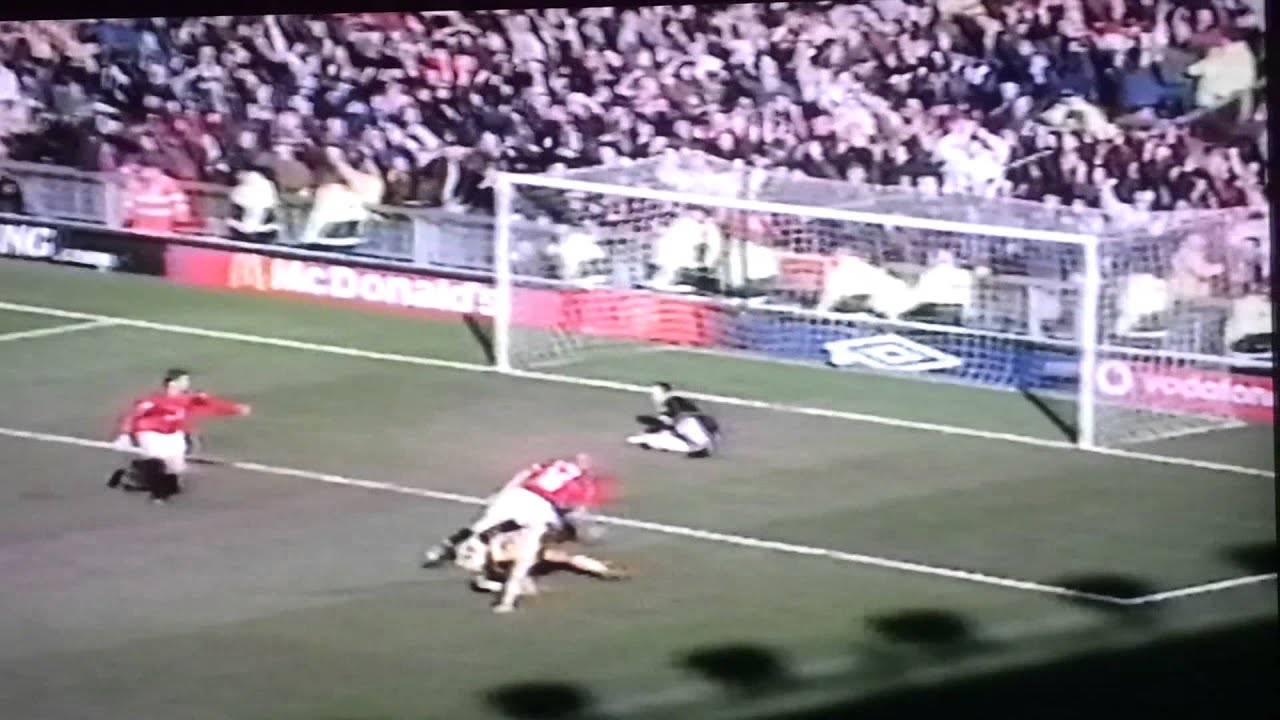 Manchester United 6-1 Arsenal 2000/01 - YouTube