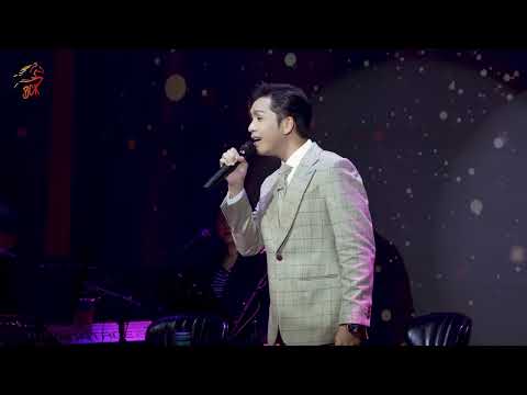CHỜ THÊM MỘT ĐỜI - Bạch Công Khanh | Live at Bến Thành 18.3.2023
