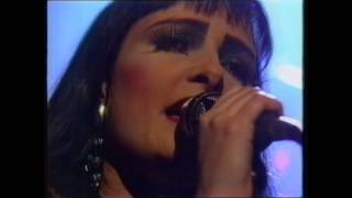 The Creatures - Standing There (Live 1989 on Big World, Channel 4 TV)