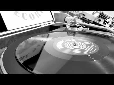 Nucleus Roots feat Brother Dan **Lamp To My Feet**