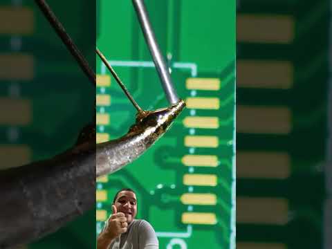 Vídeo: Defeito: trilha SMD aberta — um dos mais difíceis (3)