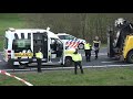 Een moeder en haar 7-jarig zoontje zijn om het leven gekomen bij een verkeersongeval op de N57