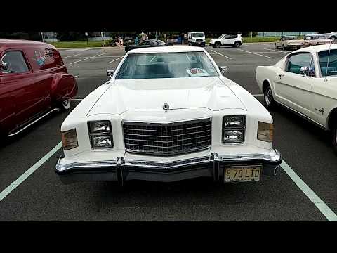 1978 WHITE FORD LTD II
