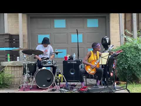 Brianne Sargent & Amber Baker Front Yard Concerts #15 (2)