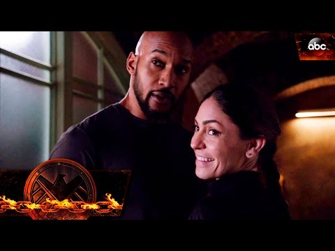 Mack and Yo-Yo Kiss - Marvel's Agents of S.H.I.E.L.D.
