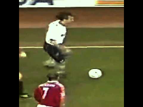 Ginola vs Roy Keane #ginola #roykeane #spurs #manchesterunited #tottenham #shorts