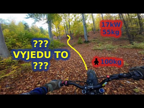Freeride výjezd plný listí | Freeride hillclimb full of leaves