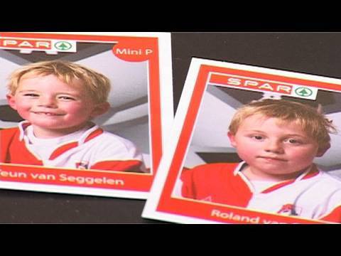 SV Lierop krijgt eigen voetbalplaatjes