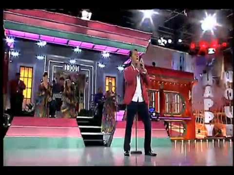Lefty Perez canta en El Happy Hour - América TeVé