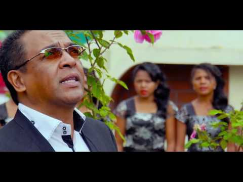 Am-pelatananao EDENA VAOVAO  FLM  feat RIJA RAMANANTOANINA  HD (Evangelique)