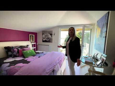 Fiumicello - Villa Vicentina,  Elegante Villa immersa nel verde.