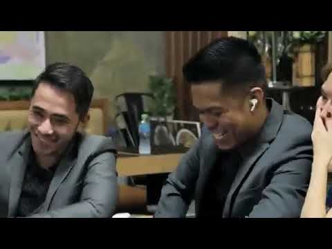 UNDERGRADUATE PINAGTAWANAN NG MGA DATING KAKLASE NYA