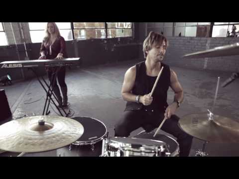 YELIANA featuring ARA MARTIROSYAN  - No One Except You