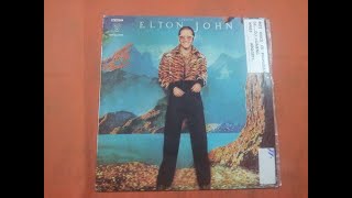 ELTON JOHN.&#39;&#39;CARIBOU.&#39;&#39;.(I&#39;VE SEEN THE SAUCERS.)(12&#39;&#39; LP.)(1977.)