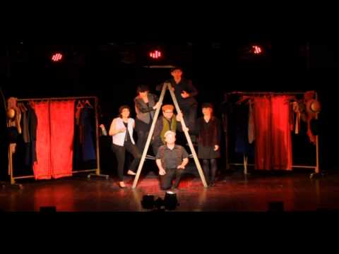 Der mentsh tracht un Got lacht (Man Makes Plans and G-D Laughs)