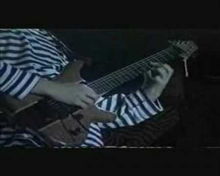 Bento Hinoto's solo guitar