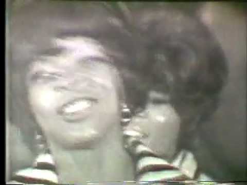 Martha & The Vandellas "Dancing in the Streets"