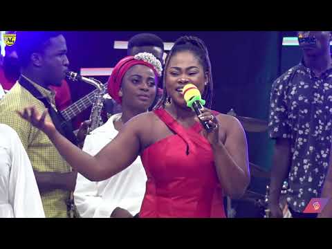 JOYCE BLESSINGS -PRAISE JAM @ URRAG