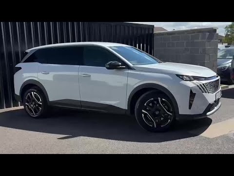 Peugeot 5008 B EV 73kwh 210hp Allure ** Amazing Va - Image 2