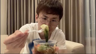 【カンボジア渡航後隔離生活3日目】夜ごはんを食べながら現時点を振り返る。