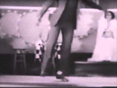 Phos Toni  - In Den Haag (Original Mix) jeah! It's Electro-Swing!