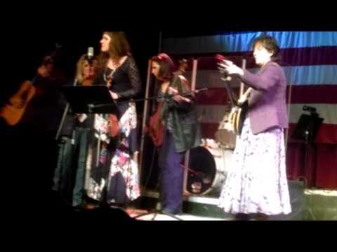 The New Coon Creek Girls at Ernest Tubb Theater Midnight Jamboree April 2014