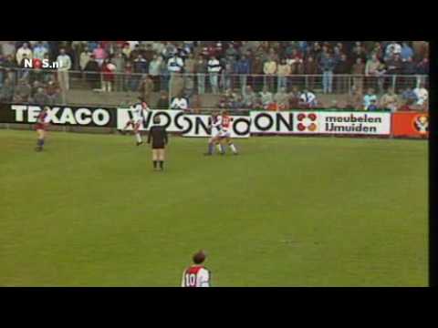 1985 Haarlem-ajax 1-0.flv