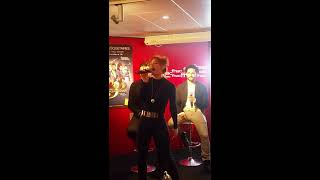 Emji je suis cash les 3 mousquetaires