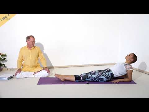 Schiefe Ebene auf den Unterarmen - Yoga Asana Lexikon