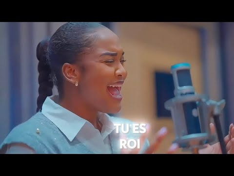 AMOUR INFINI (Live session + Lyrics) - ROXY OLUA