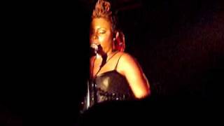 Ledisi - "Think Of You" intro scratch@Essence Music Festival 2009