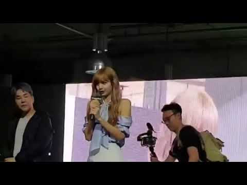 BLACKPINK LISA x MOONSHOT fansign event in THAILAND