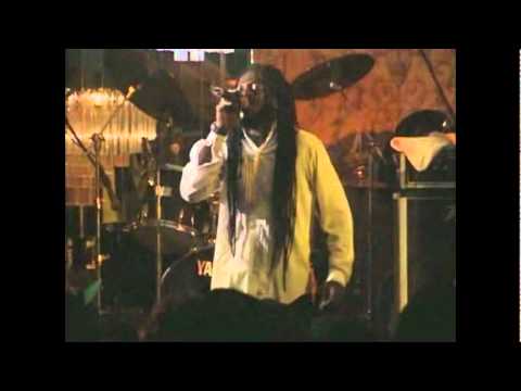 Dennis Brown - Revolution - Live @ Reggae Canfest 1999