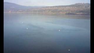 preview picture of video '10 hours of Columbia River at Hood River Bridge time-lapsed in 5 min'