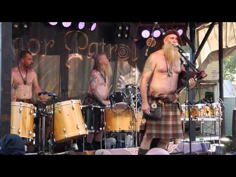 - Saor Patrol - MPS - Köln 2013 - verschiedene Titel mit " Duncarron " und " The Clansman "