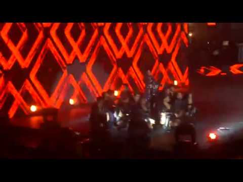 Favela Anitta e Ludmilla DVD Hello Mundo