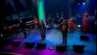 MAJOR HARRIS-Love won't let me wait... LIVE!