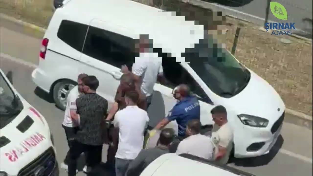 Silopi’de İki Grup Arasında Taşlı Sopalı Kavga