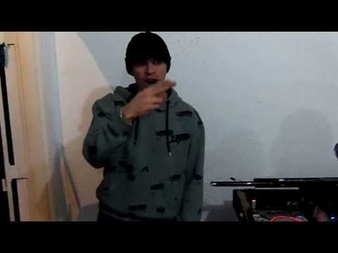 Mc RATO - RAP EM CASA..!!
