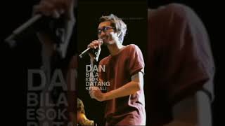 Download lagu story wa DAN sheila on 7 mp3 Download lagu story wa DAN sheila on 7 mp3