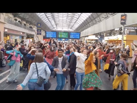 Dancer encore - Flashmob (sottotitoli italiano)