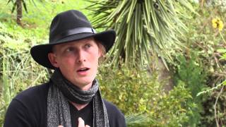 Interview Lawrence English