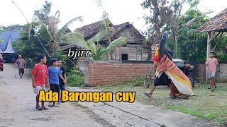 Download lagu Ngakak ‼️ Trio Pengejek Kepergok Barongan Ngamuk . Barongan blora Satriyo Cokro Manunggal mp3