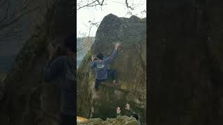 Video thumbnail of ファンタジスタ, 2段 (7b). 湯河原 (Yugawara)