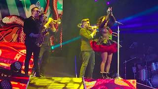Alejandra Guzman "La Plaga"  LAS VEGAS en PRIMERA FILA Versus Tour 2018 con Gloria Trevi 4K HD