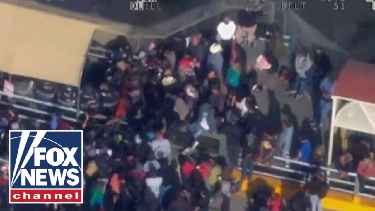 CAUGHT ON CAMERA: More than 1,000 migrants bolt El Paso entry level thumbnail