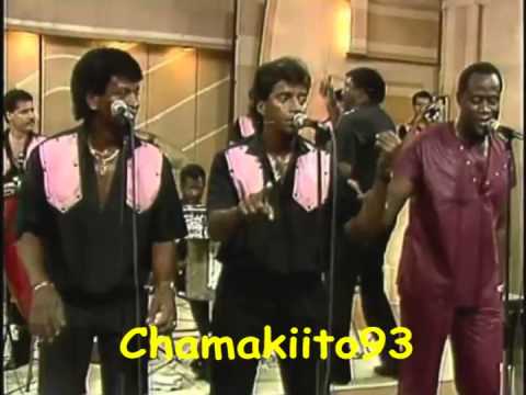 JOHNNY VENTURA Y SU COMBO SHOW - El Hombre Enamorao - A Toda Maquina (80's)