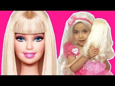 SUPER BARBIE SURPRISE EGGS OPENING - Unboxing Giant - Elsa & Anna - Princesses In Real Life