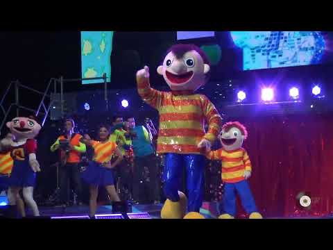 Bely y Beto - El baile del baño  |  La gran fiesta en concierto ( Arena Monterrey, México )