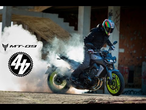 2017 Yamaha MT-09 Review | First Ride